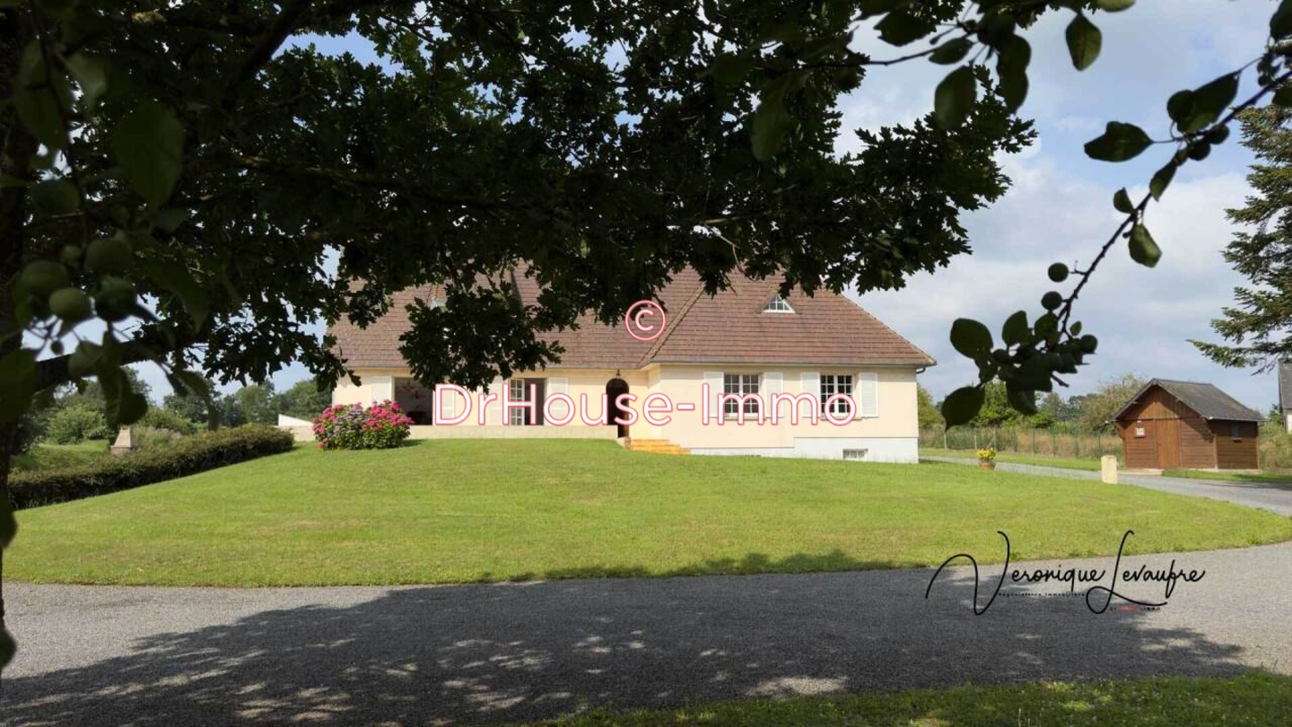 Maison 7 pièces de 182 m² - Périers (50190)