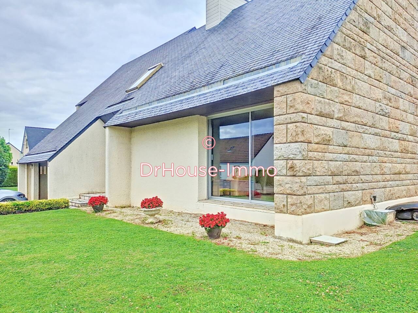 Maison 4 pièces de 150 m² - Saint-Hilaire-du-Harcouët (50600)