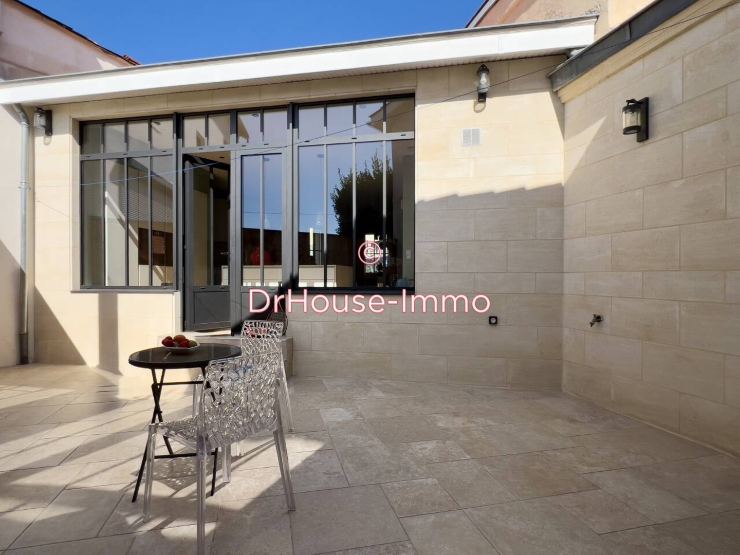 Maison 6 pièces de 175 m² - Bègles (33130)