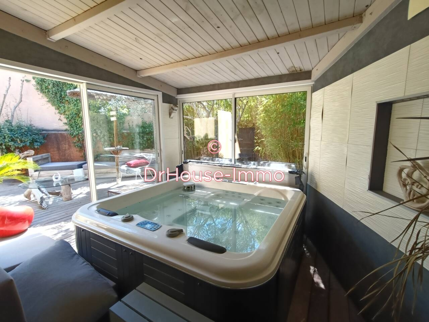 Maison 5 pièces de 160 m² - Le Grau-du-Roi (30240)