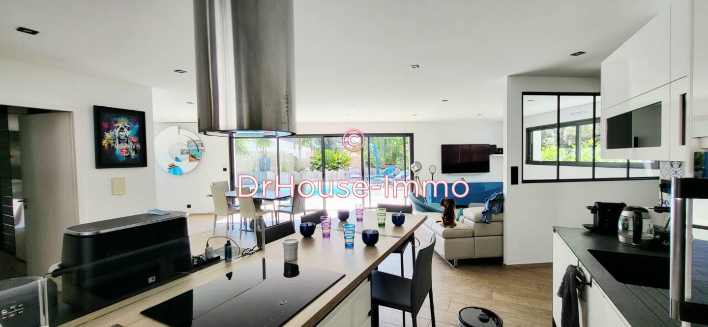 Maison 8 pièces de 204 m² - Jard-sur-Mer (85520)