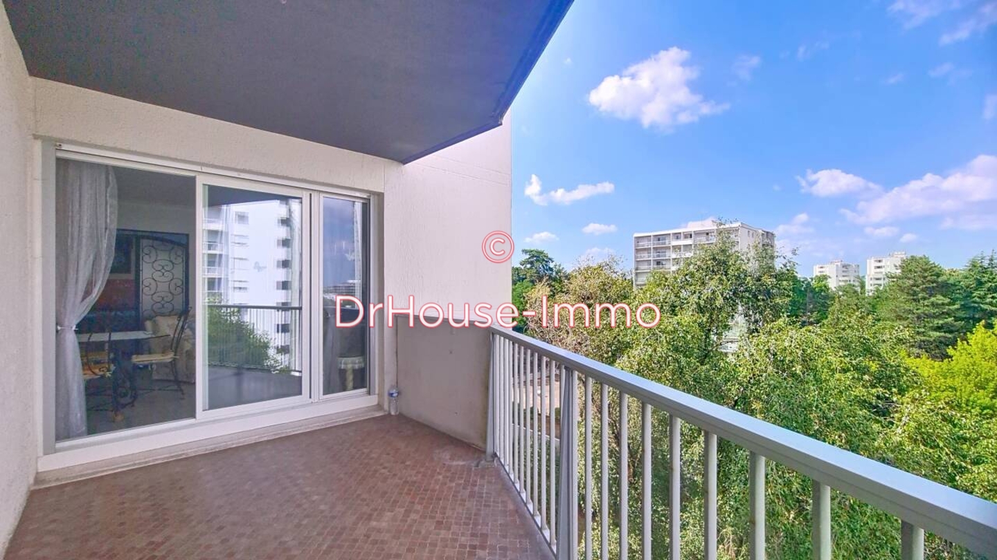 Appartement 3 pièces de 75 m² - Mérignac (33700)