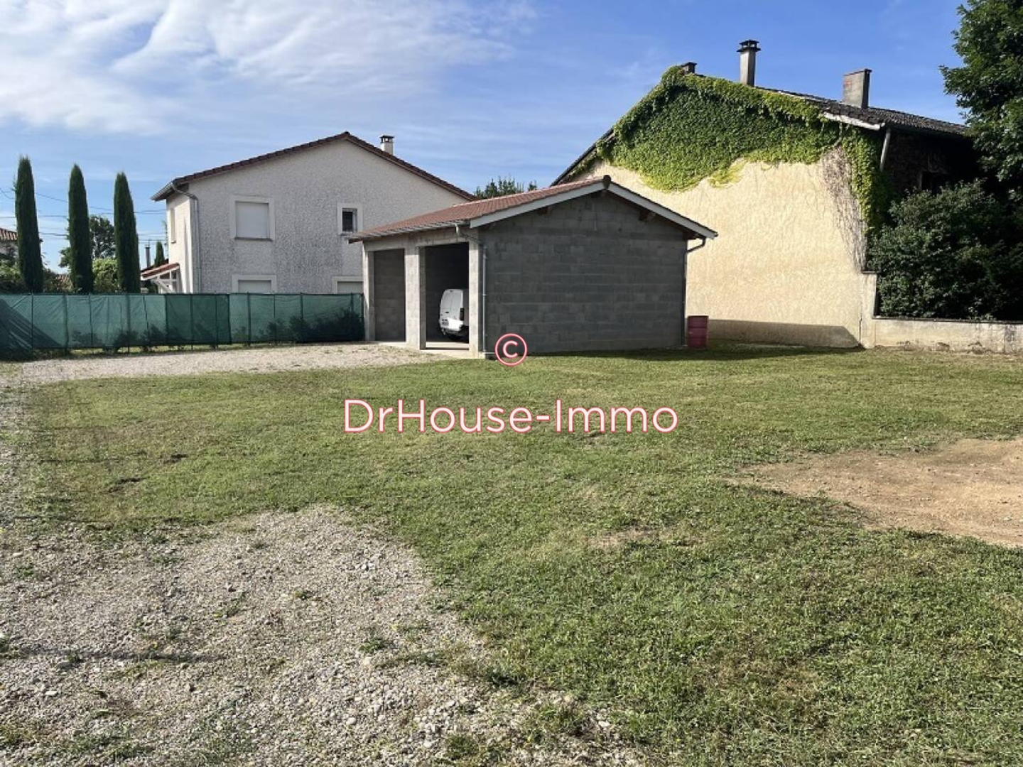 Terrain de 541 m² - Bourg-Saint-Christophe (01800)