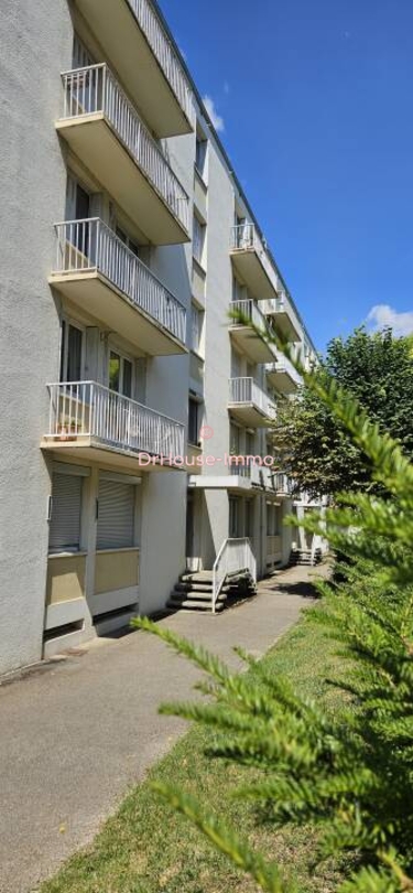 Appartement 5 pièces de 89 m² - Saint-André-les-Vergers (10120)
