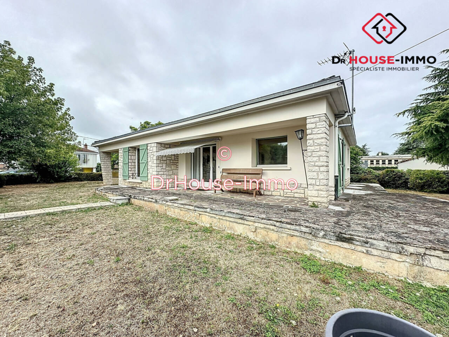 Maison 4 pièces de 101 m² - Périgueux (24000)