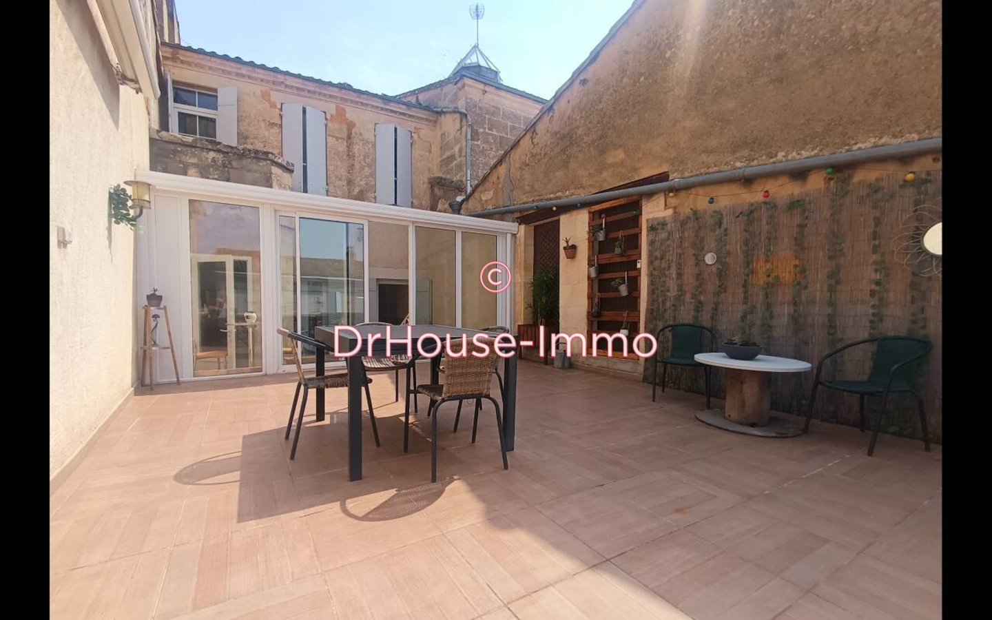 Maison 6 pièces de 236 m² - Blaye (33390)