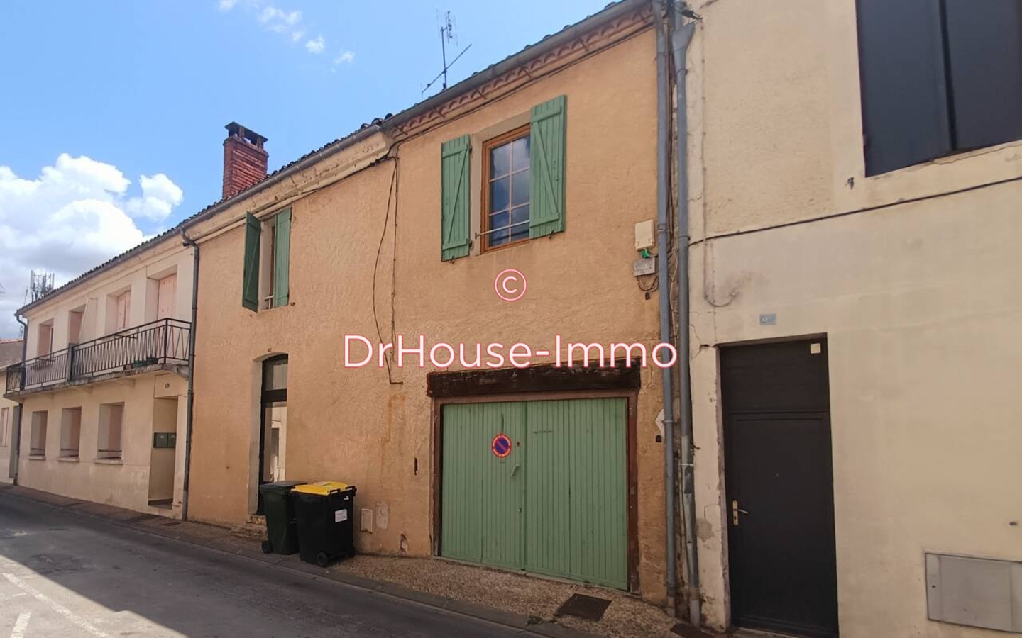 Maison 6 pièces de 121 m² - Sainte-Foy-la-Grande (33220)