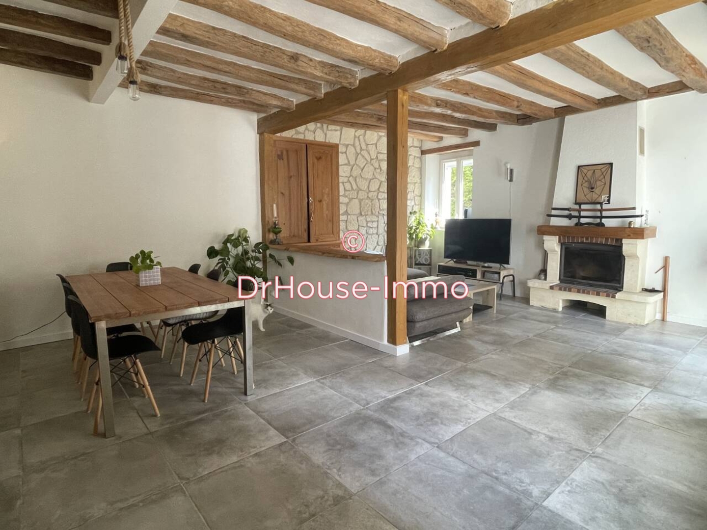 Maison 4 pièces de 92 m² - Écommoy (72220)