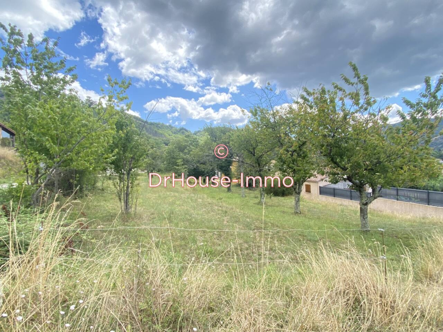 Terrain de 2 965 m² - Thueyts (07330)