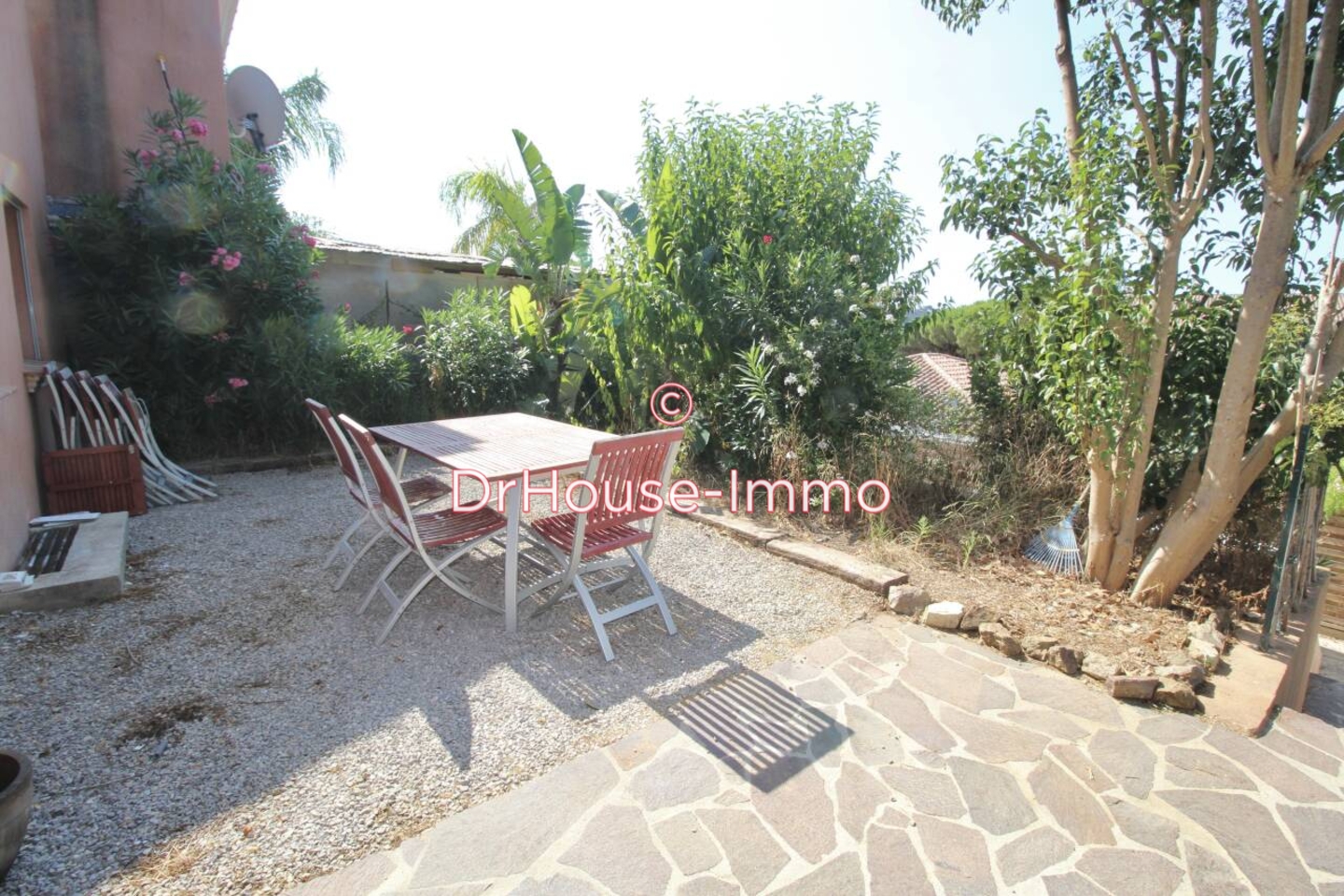 Appartement 3 pièces de 83 m² - Cavalaire-sur-Mer (83240)