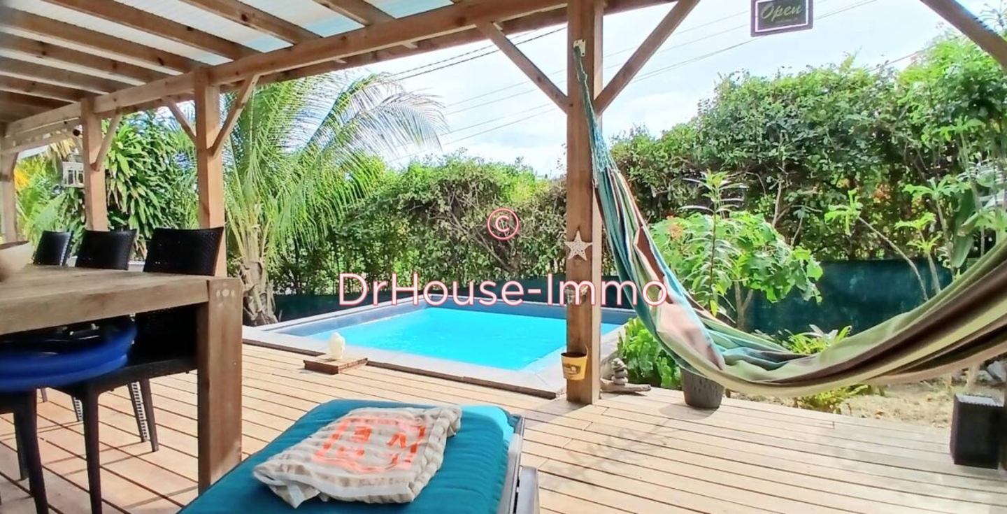 Maison 3 pièces de 110 m² - Saint-François (97118)