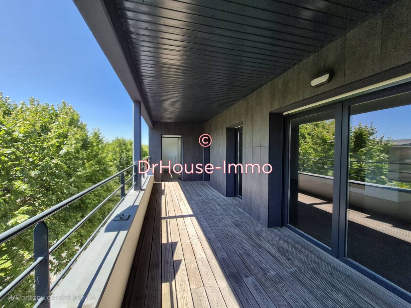 Appartement 4 pièces de 83 m² - Cenon (33150)