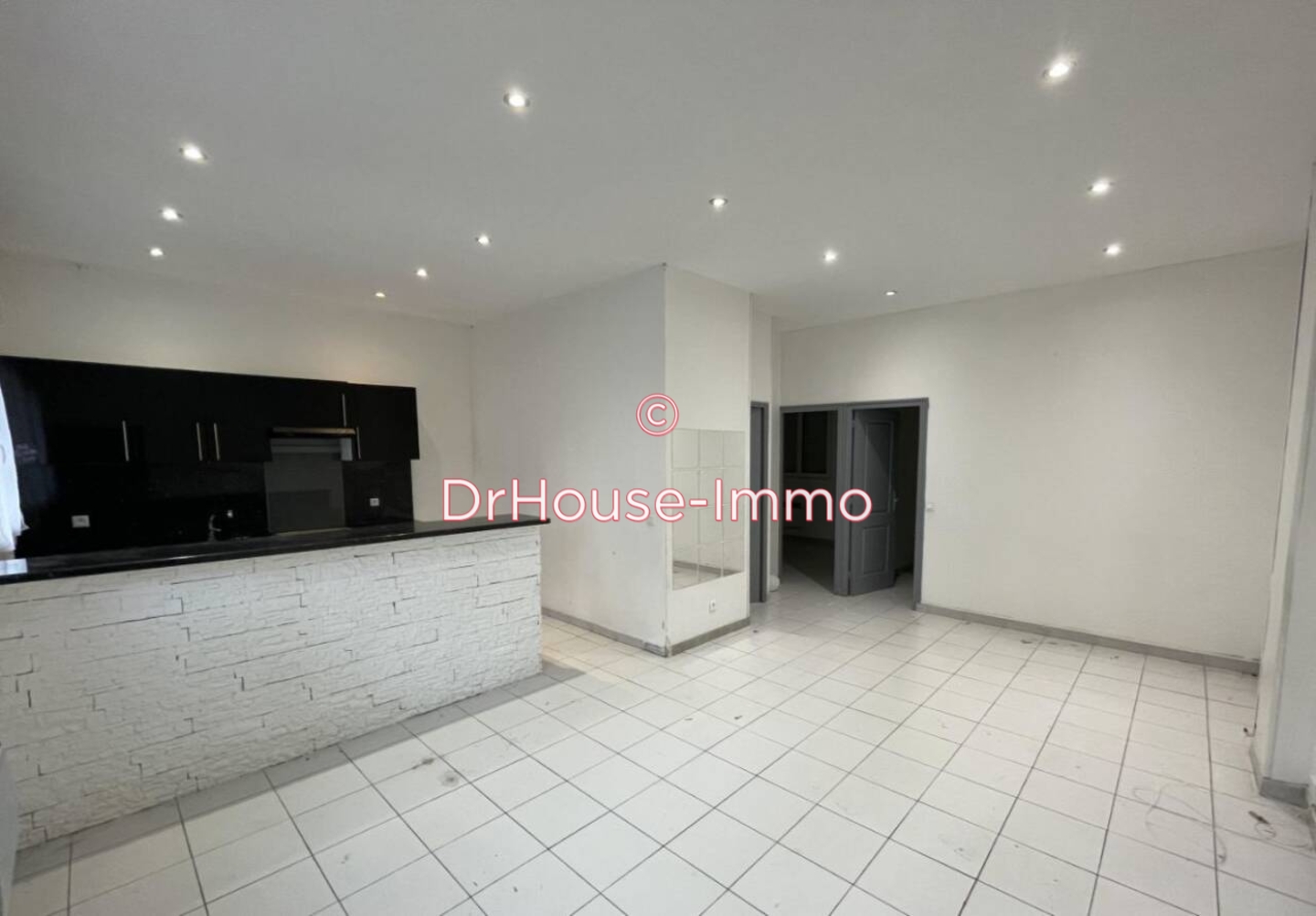 Appartement 3 pièces de 55 m² - Marseille (13009)