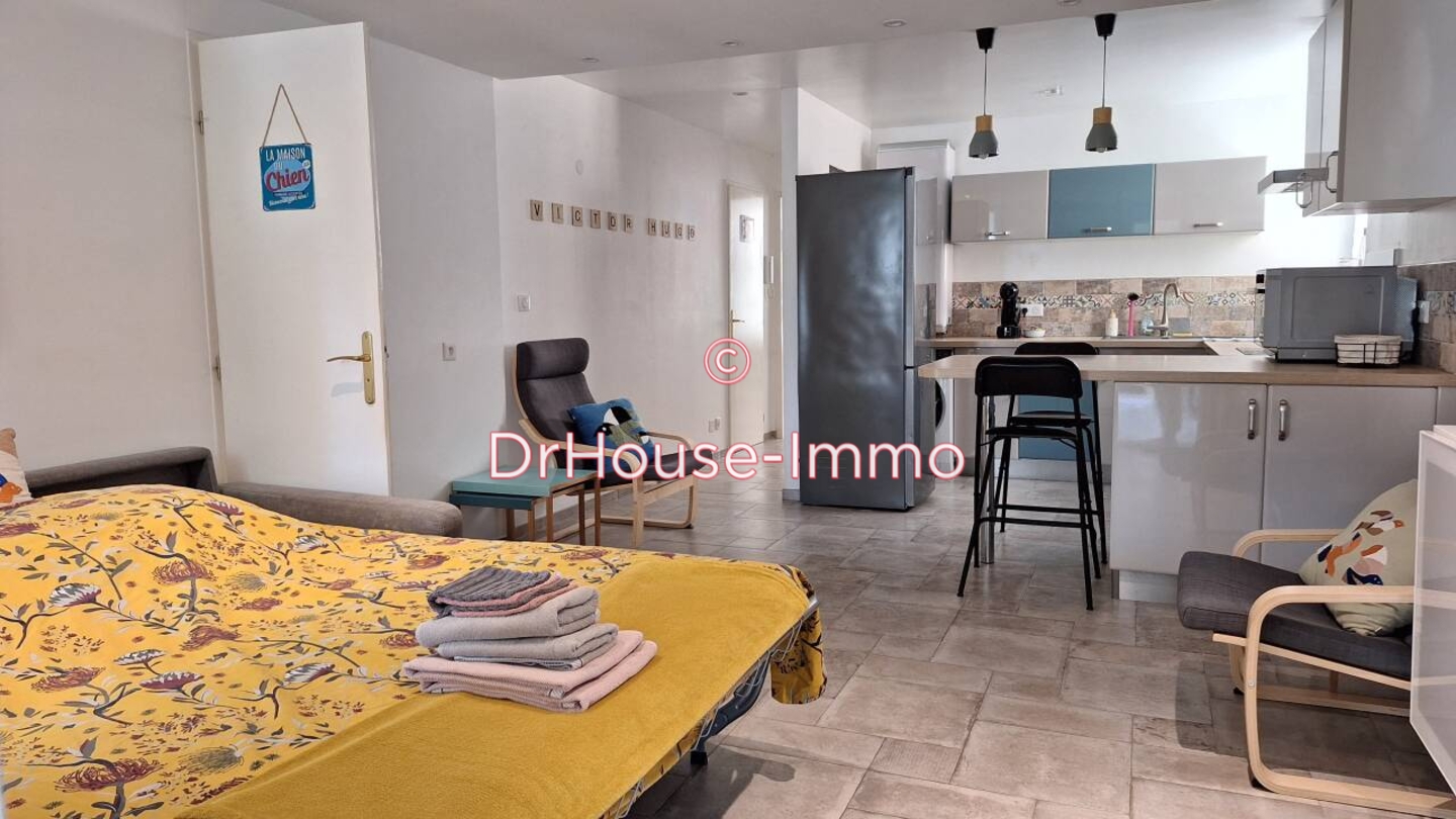 Appartement 2 pièces de 56 m² - Six-Fours-les-Plages (83140)