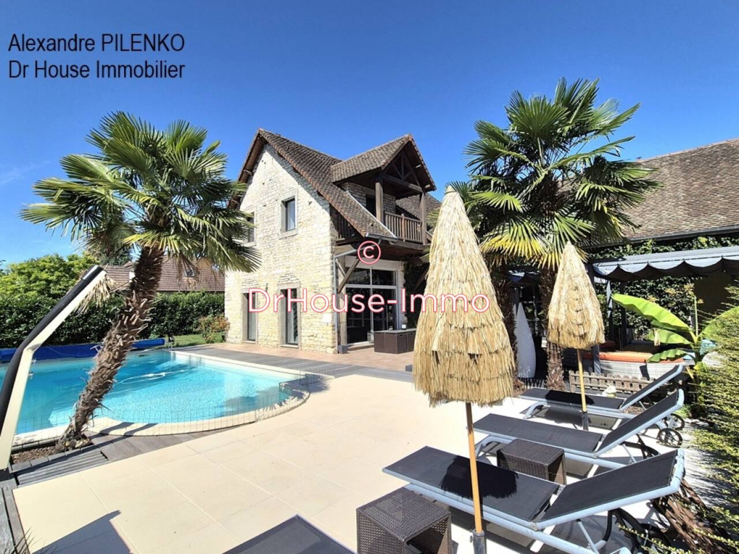 Maison 10 pièces de 293 m² - Chalon-sur-Saône (71100)