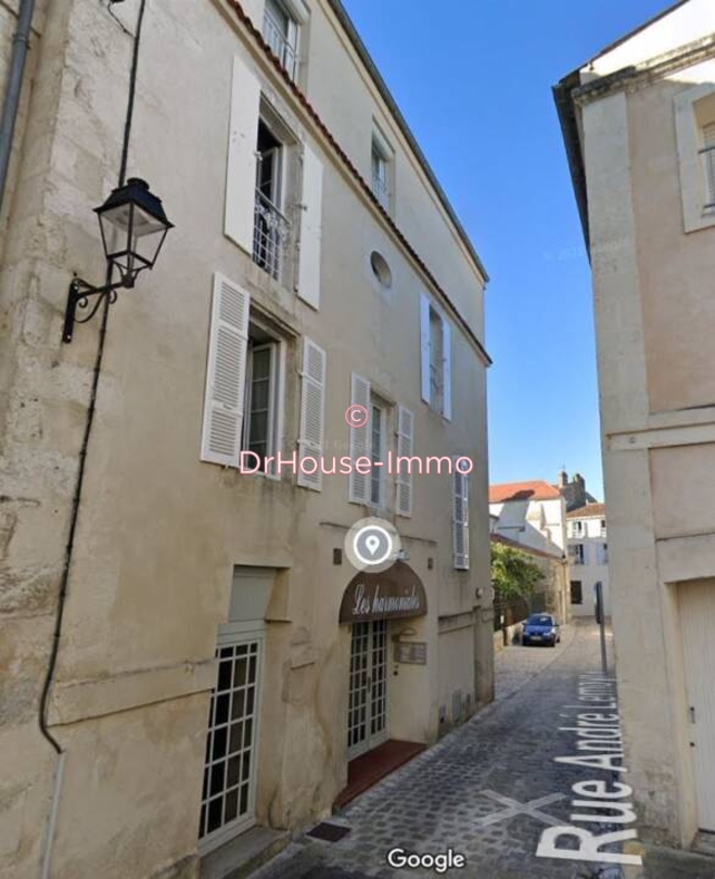 Appartement 1 pièce de 19 m² - Saintes (17100)