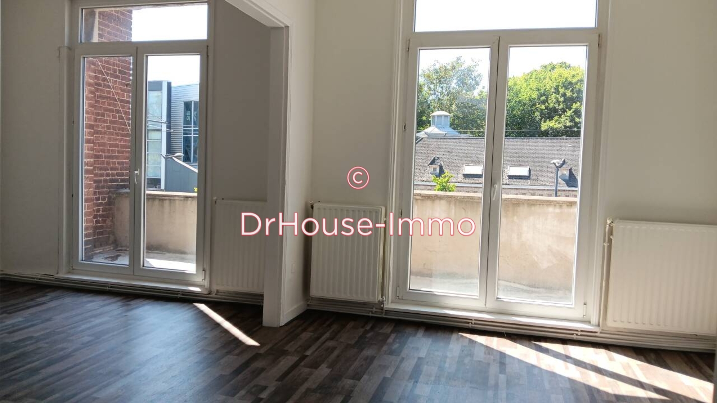 Appartement 5 pièces de 72 m² - Valenciennes (59300)