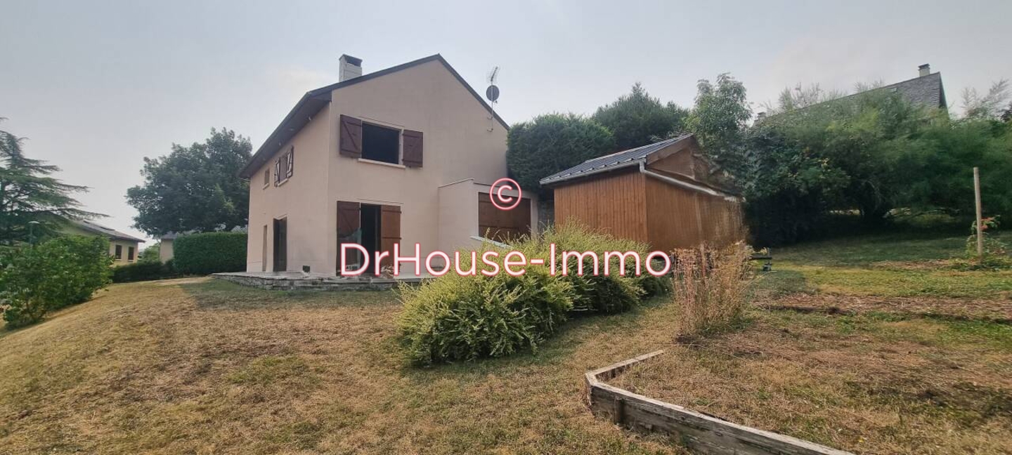 Maison 6 pièces de 169 m² - Sainte-Radegonde (12850)