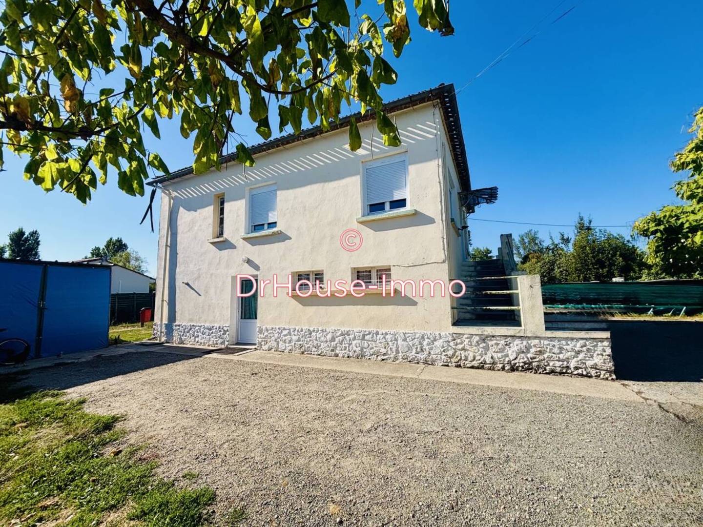 Maison 8 pièces de 147 m² - Le Fleix (24130)