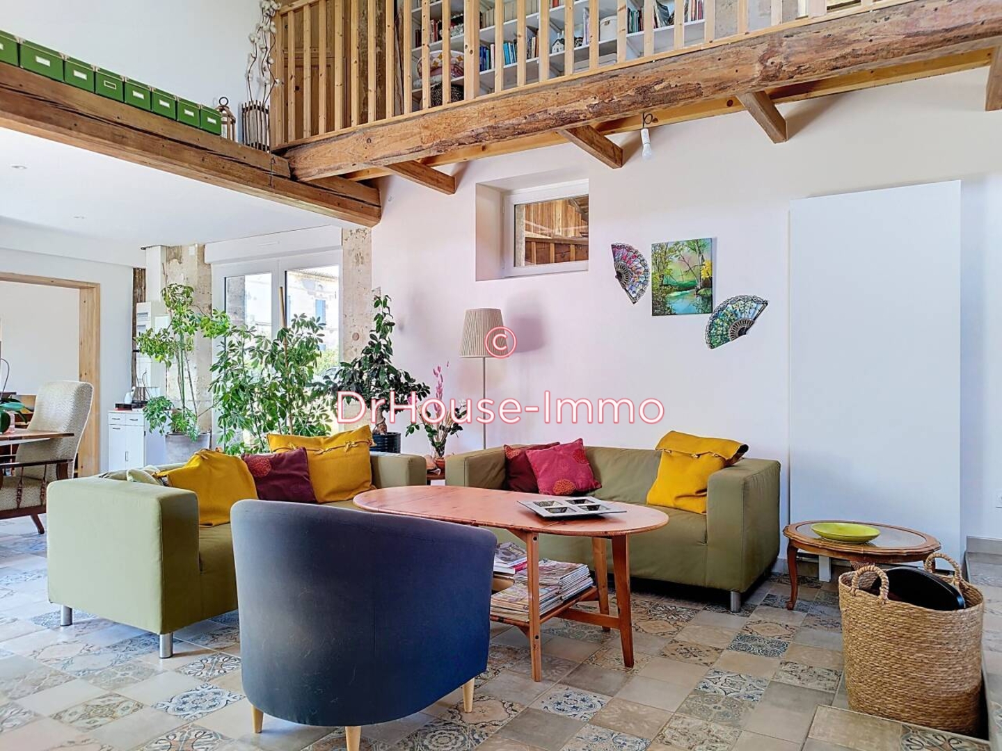 Maison 7 pièces de 205 m² - Pugnac (33710)