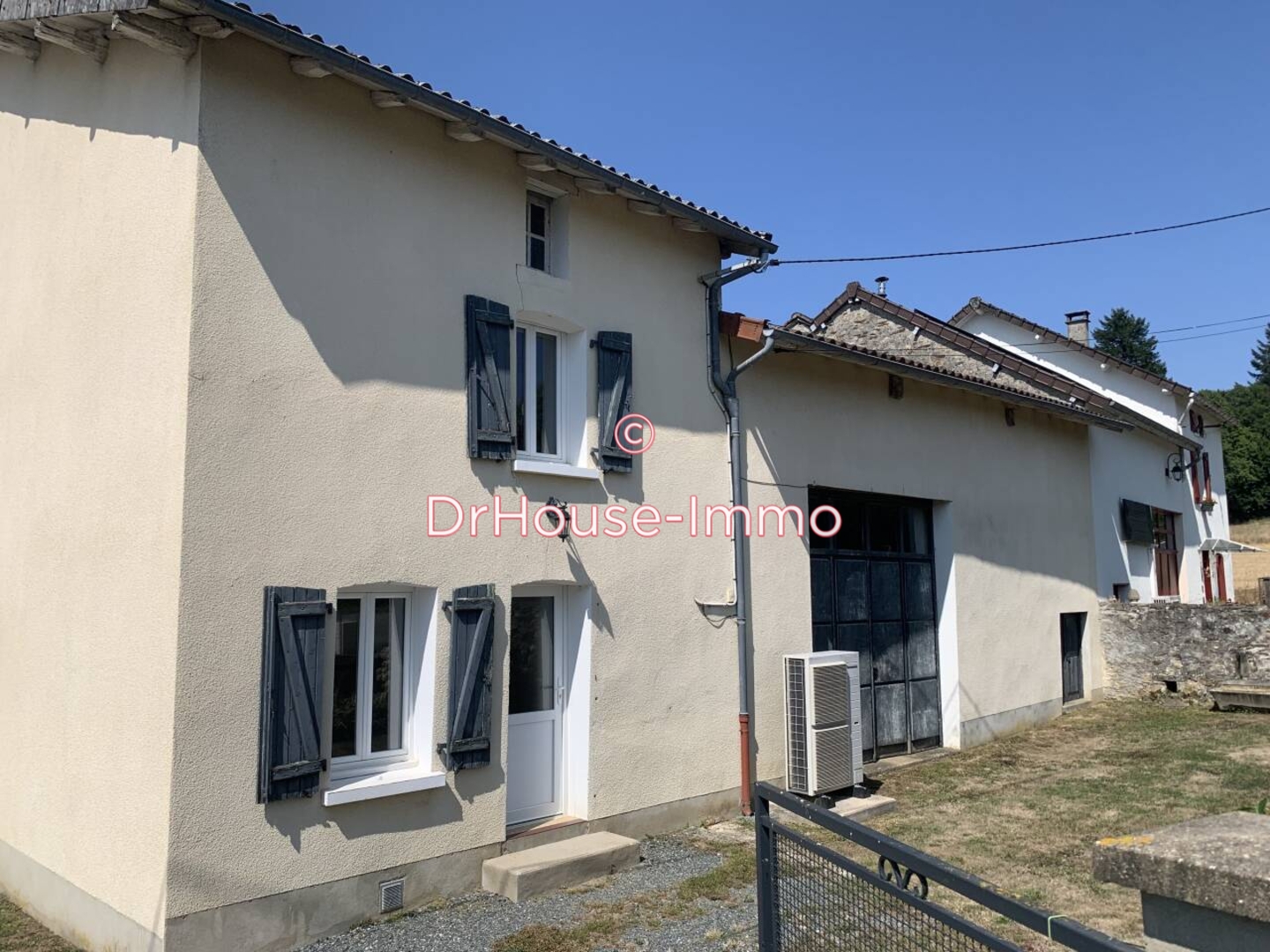 Maison 4 pièces de 89 m² - Pageas (87230)