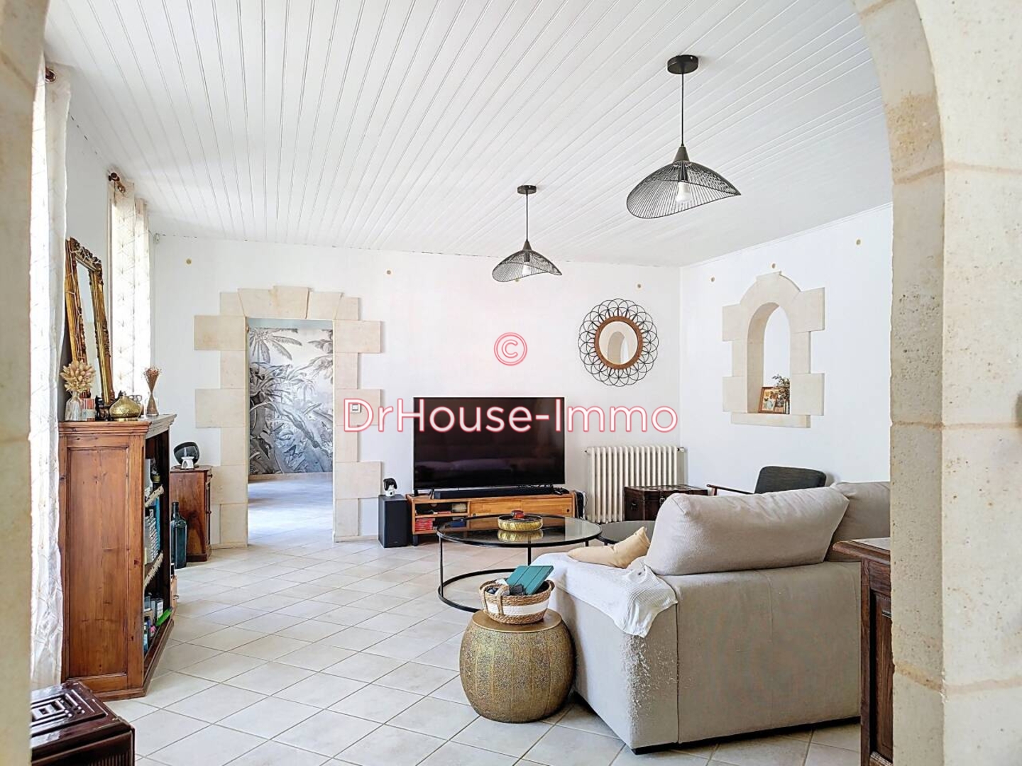 Maison 5 pièces de 174 m² - Saint-Genès-de-Blaye (33390)