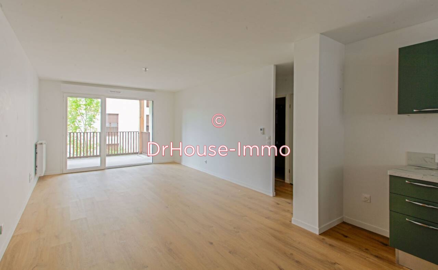 Appartement 3 pièces de 64 m² - Bordeaux (33100)