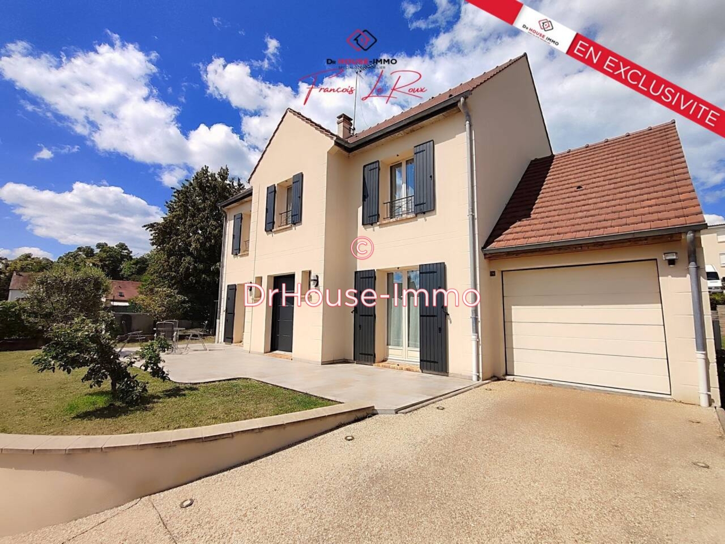 Maison 7 pièces de 146 m² - Limay (78520)