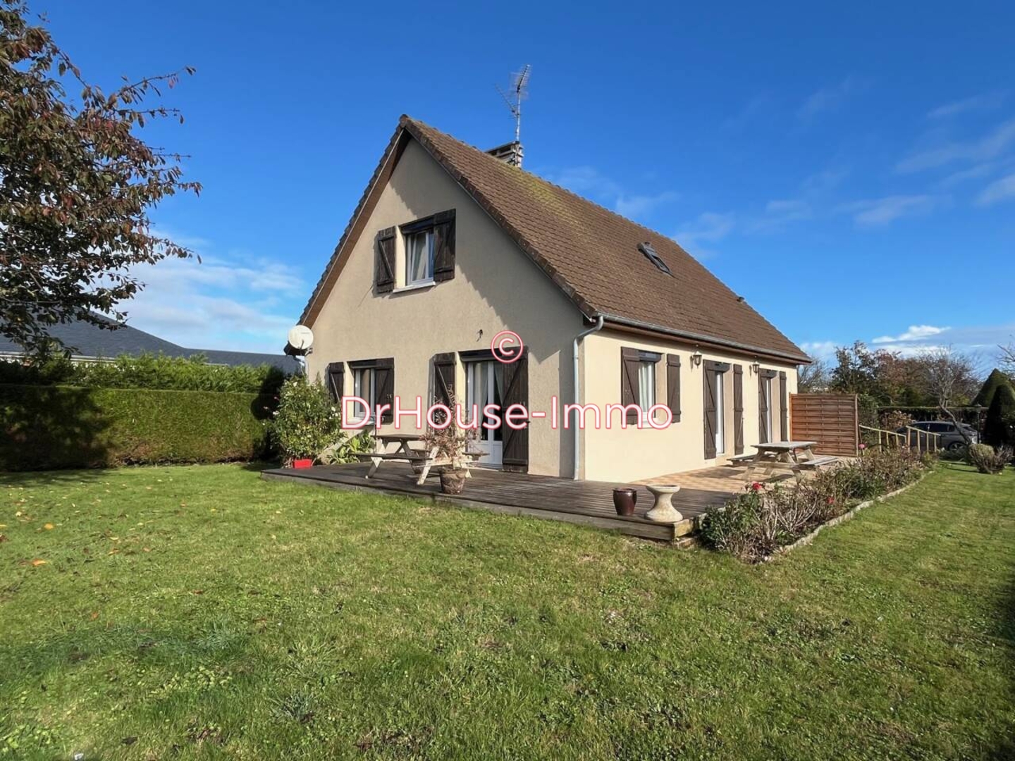 Maison 5 pièces de 122 m² - Douvres-la-Délivrande (14440)