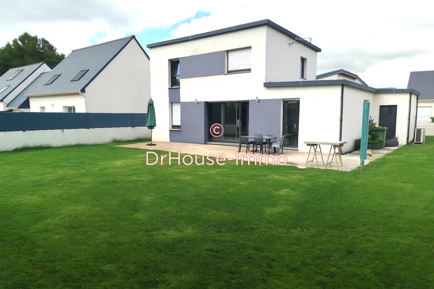 Maison 5 pièces de 105 m² - Saint-Thonan (29800)