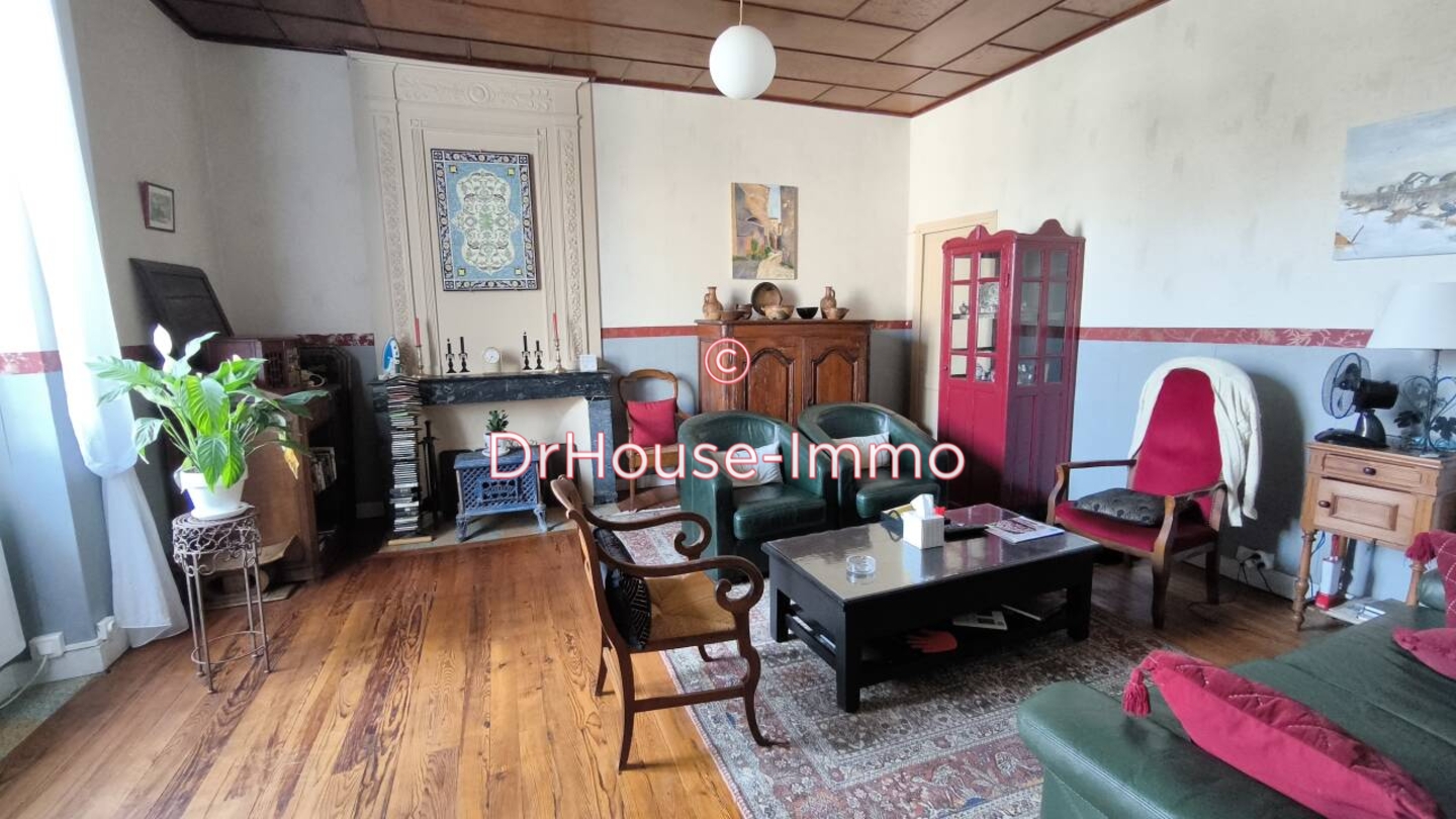 Maison 6 pièces de 187 m² - Meilhan-sur-Garonne (47180)