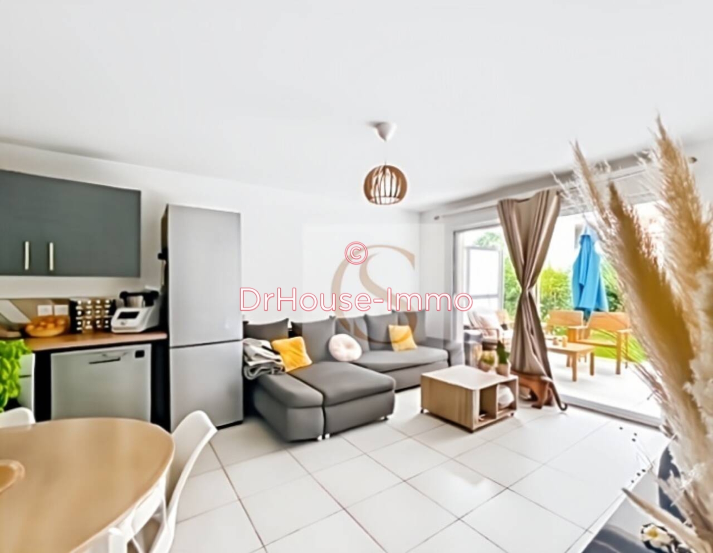 Appartement 2 pièces de 42 m² - Puget-sur-Argens (83480)