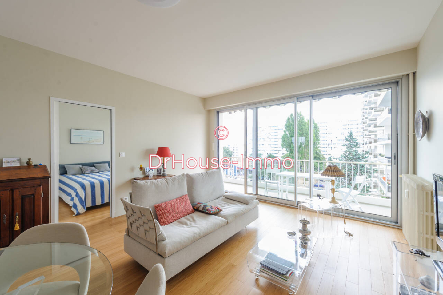 Appartement 3 pièces de 82 m² - La Rochelle (17000)