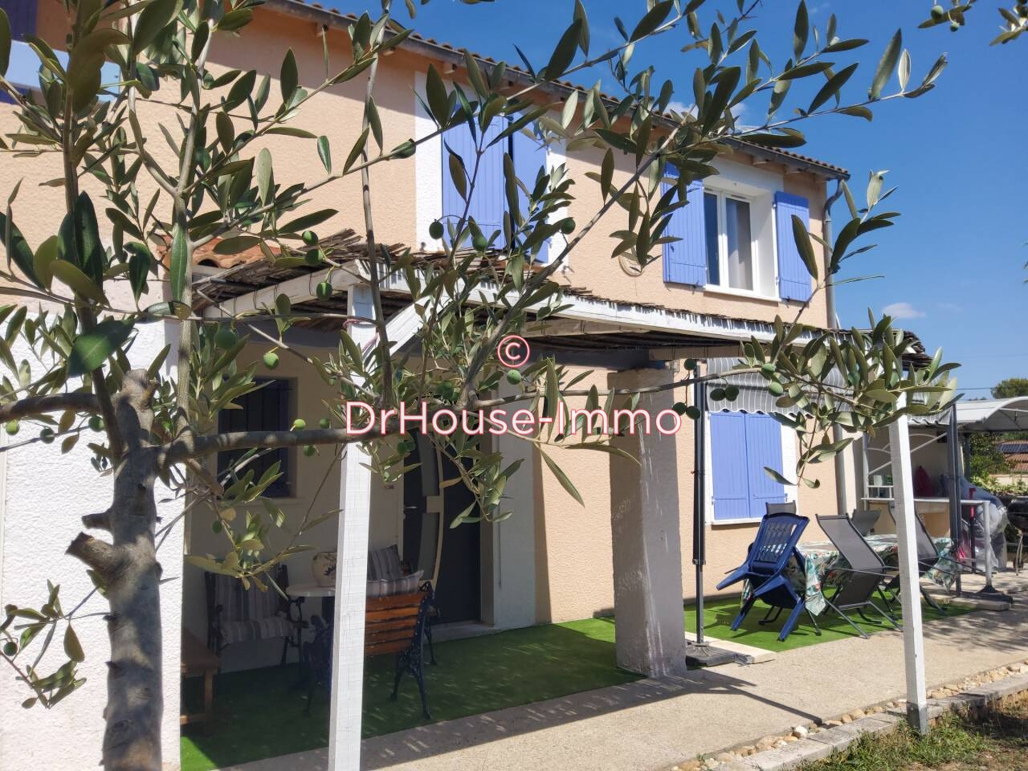 Maison 7 pièces de 140 m² - Rousson (30340)