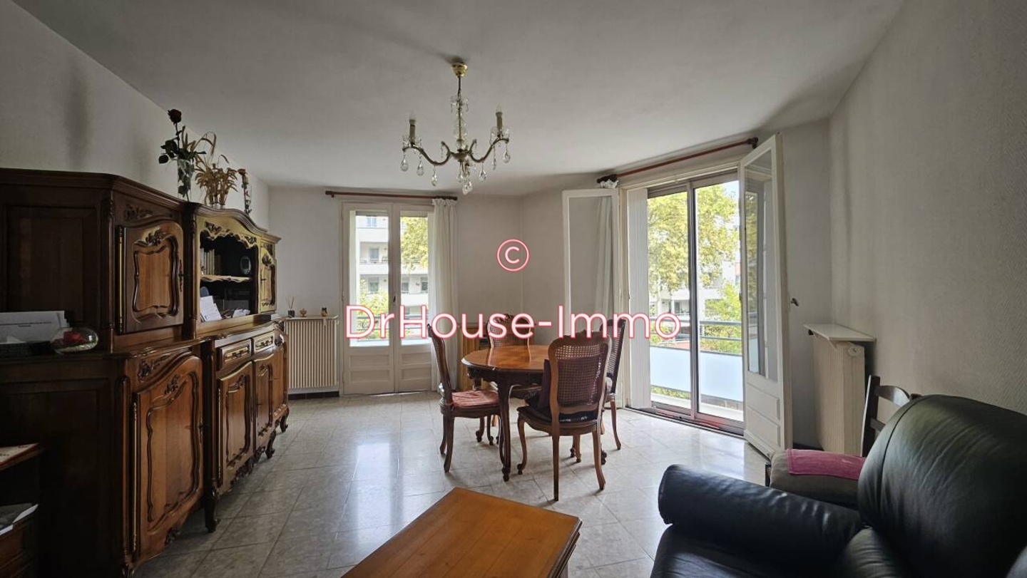 Appartement 3 pièces de 77 m² - Toulouse (31300)