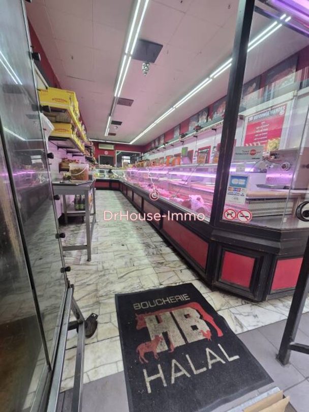 Commerce 2 pièces de 120 m² - Marseille (13001)