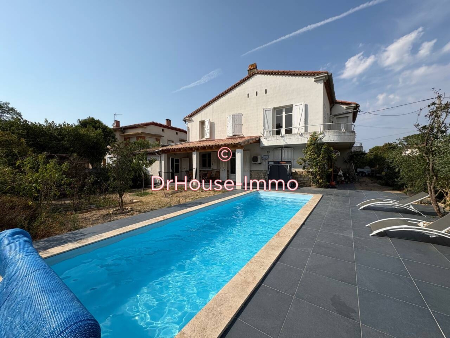 Maison 8 pièces de 245 m² - Carcassonne (11000)