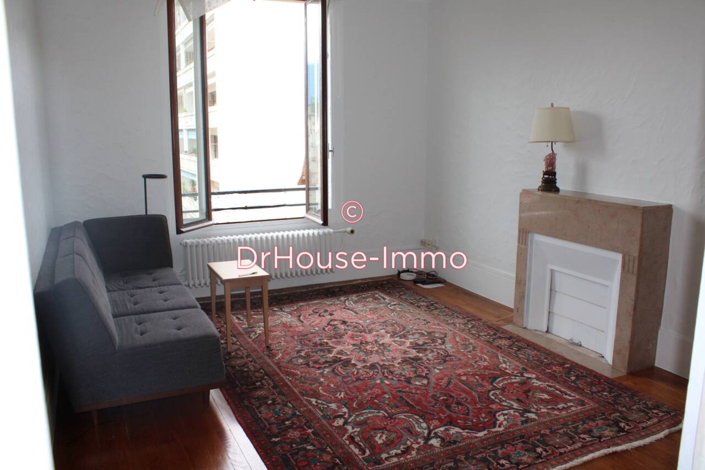 Appartement 2 pièces de 53 m² - Chambéry (73000)