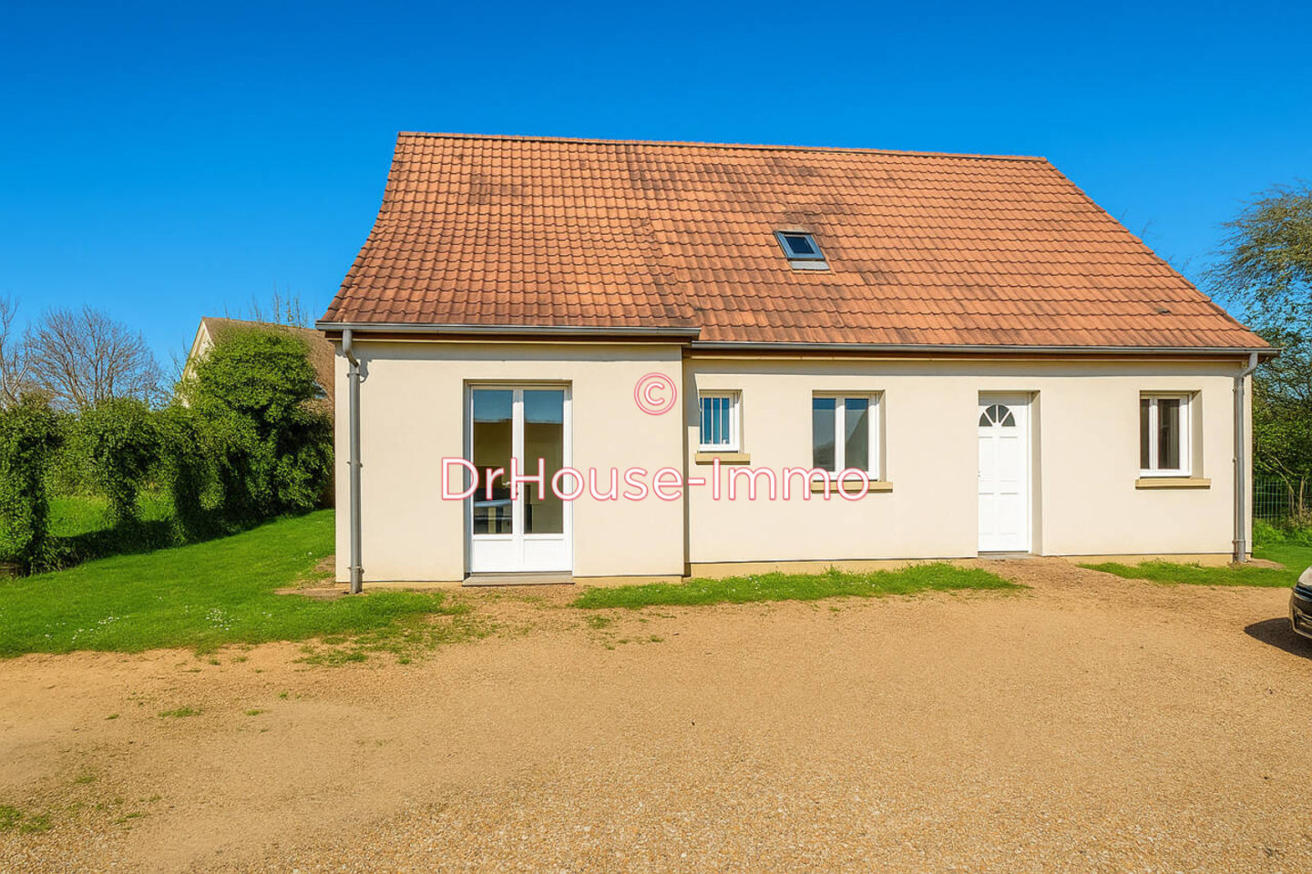 Maison 6 pièces de 160 m² - Évreux (27000)