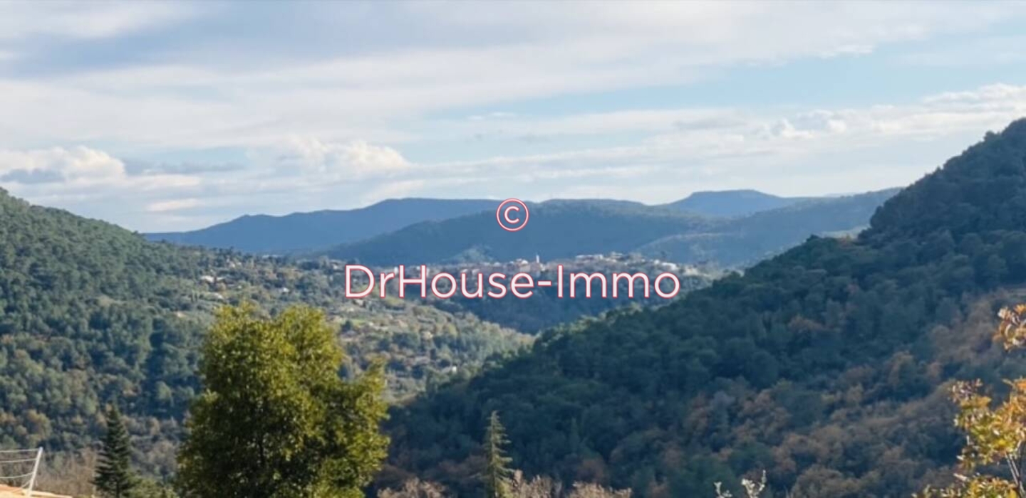 Terrain de 1 500 m² - Bargemon (83830)