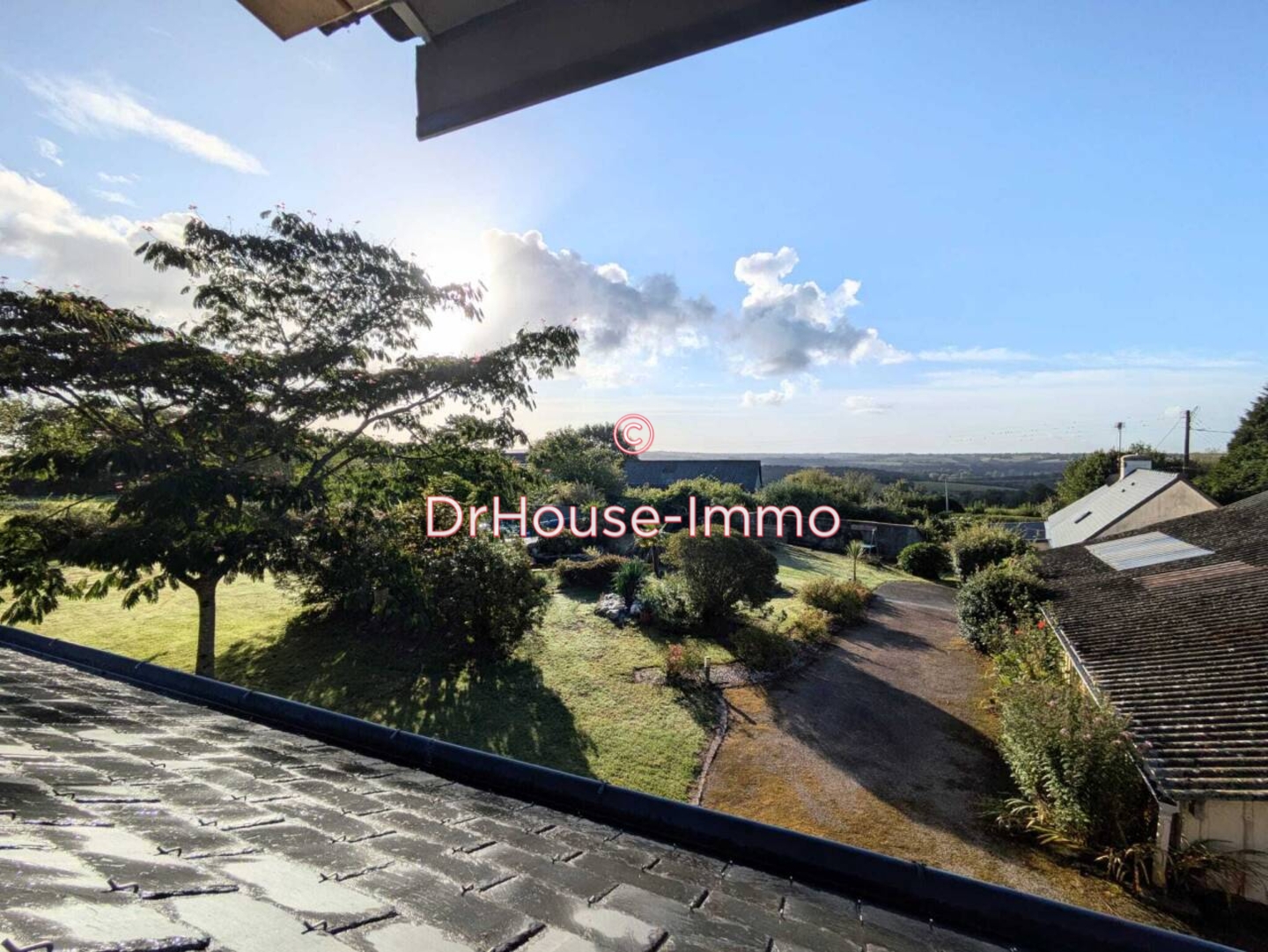 Maison 7 pièces de 186 m² - Langolen (29510)