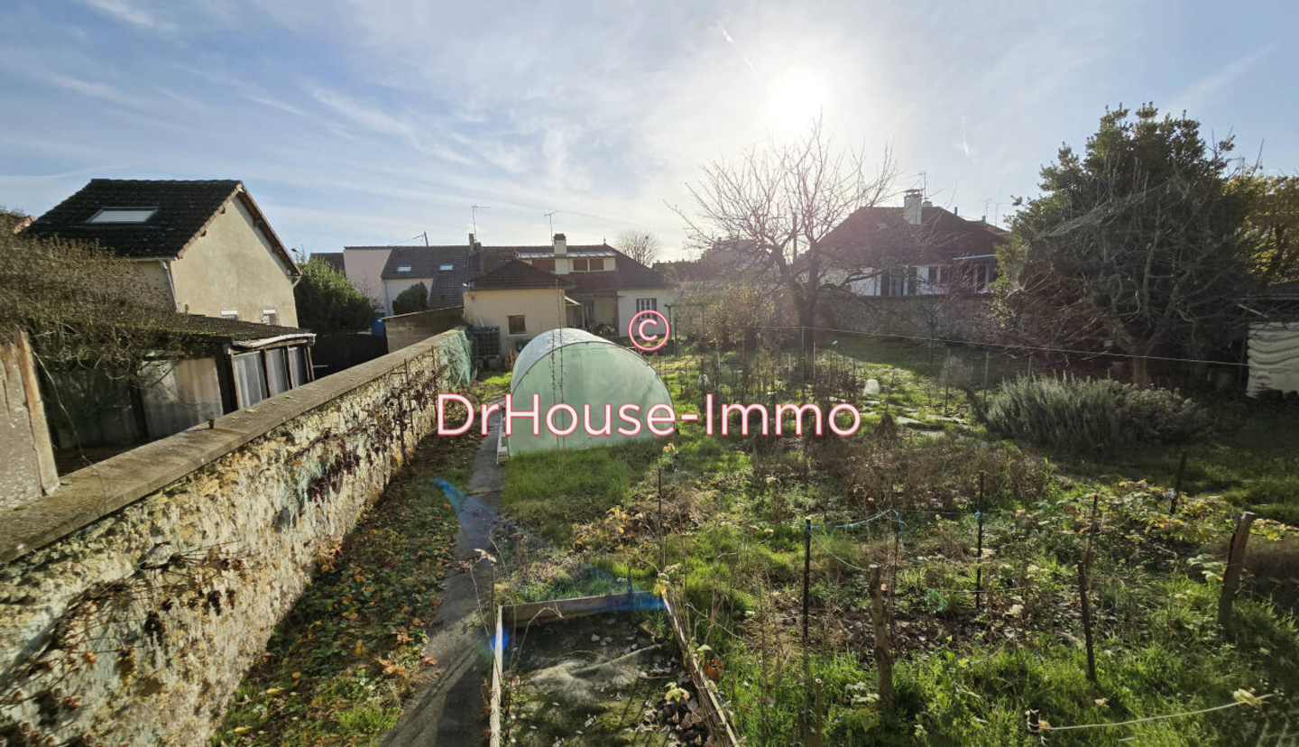 Maison 7 pièces de 158 m² - Créteil (94000)