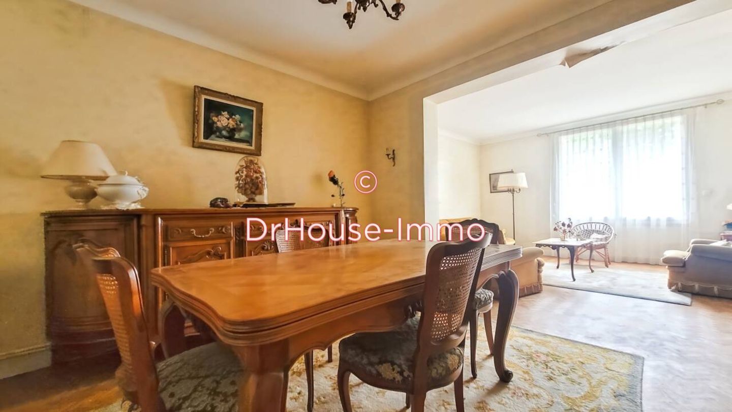 Maison 8 pièces de 135 m² - Saint-Vincent-des-Landes (44590)