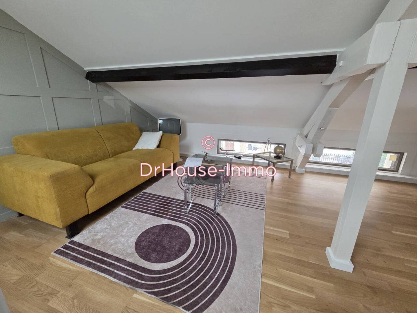 Maison 6 pièces de 200 m² - Vichy (03200)