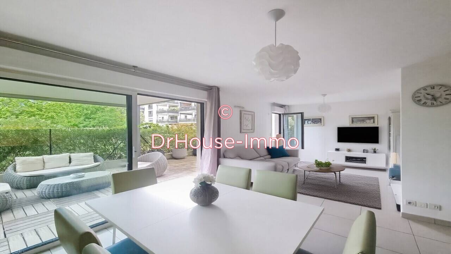Appartement 3 pièces de 72 m² - Aix-en-Provence (13100)