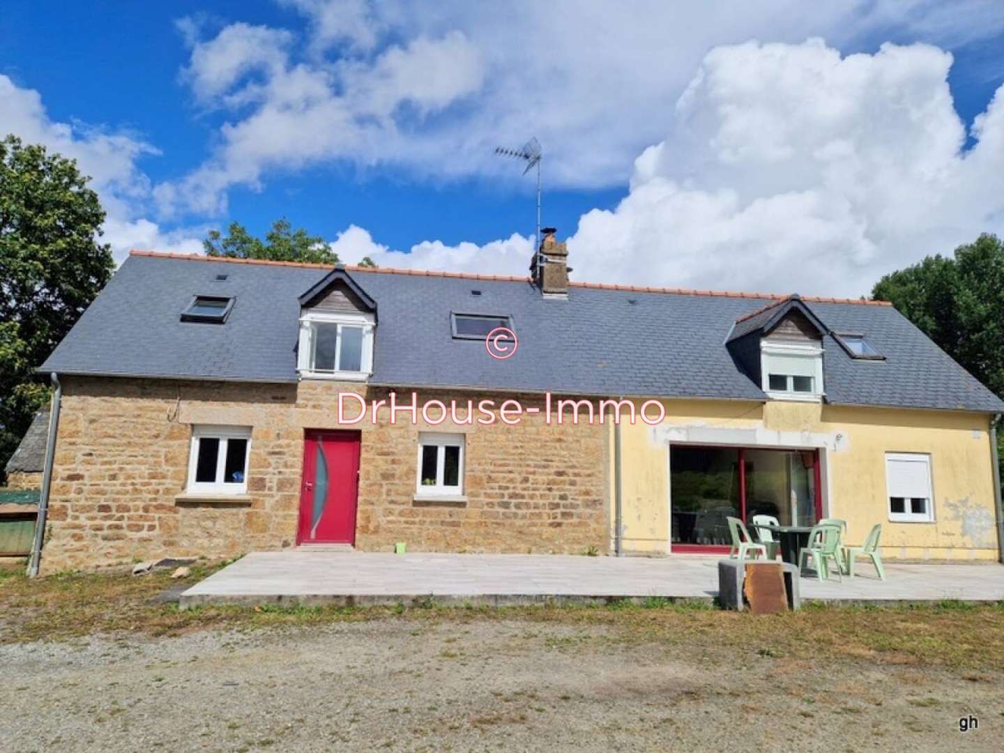 Maison 7 pièces de 142 m² - Landéan (35133)