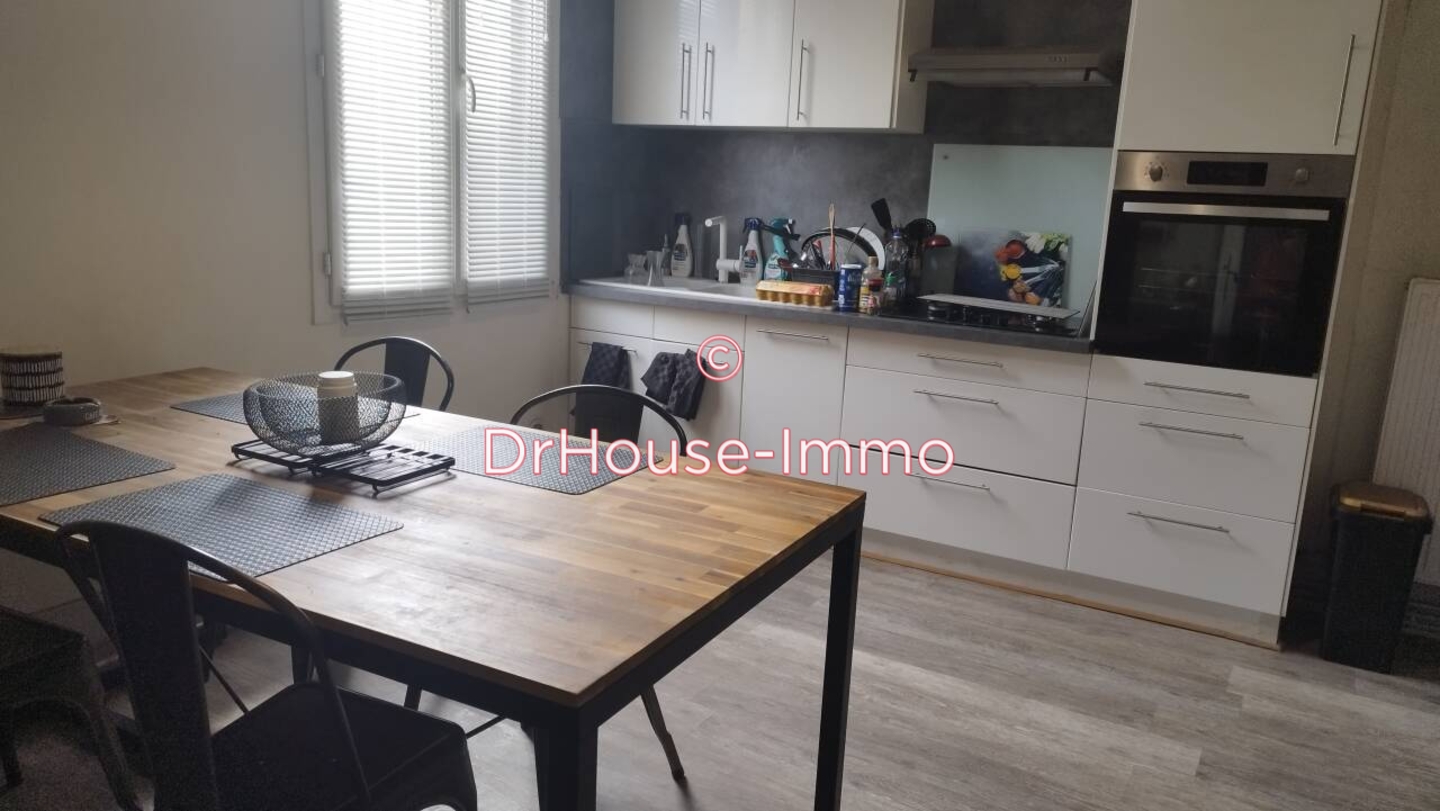 Maison 4 pièces de 137 m² - Mussidan (24400)