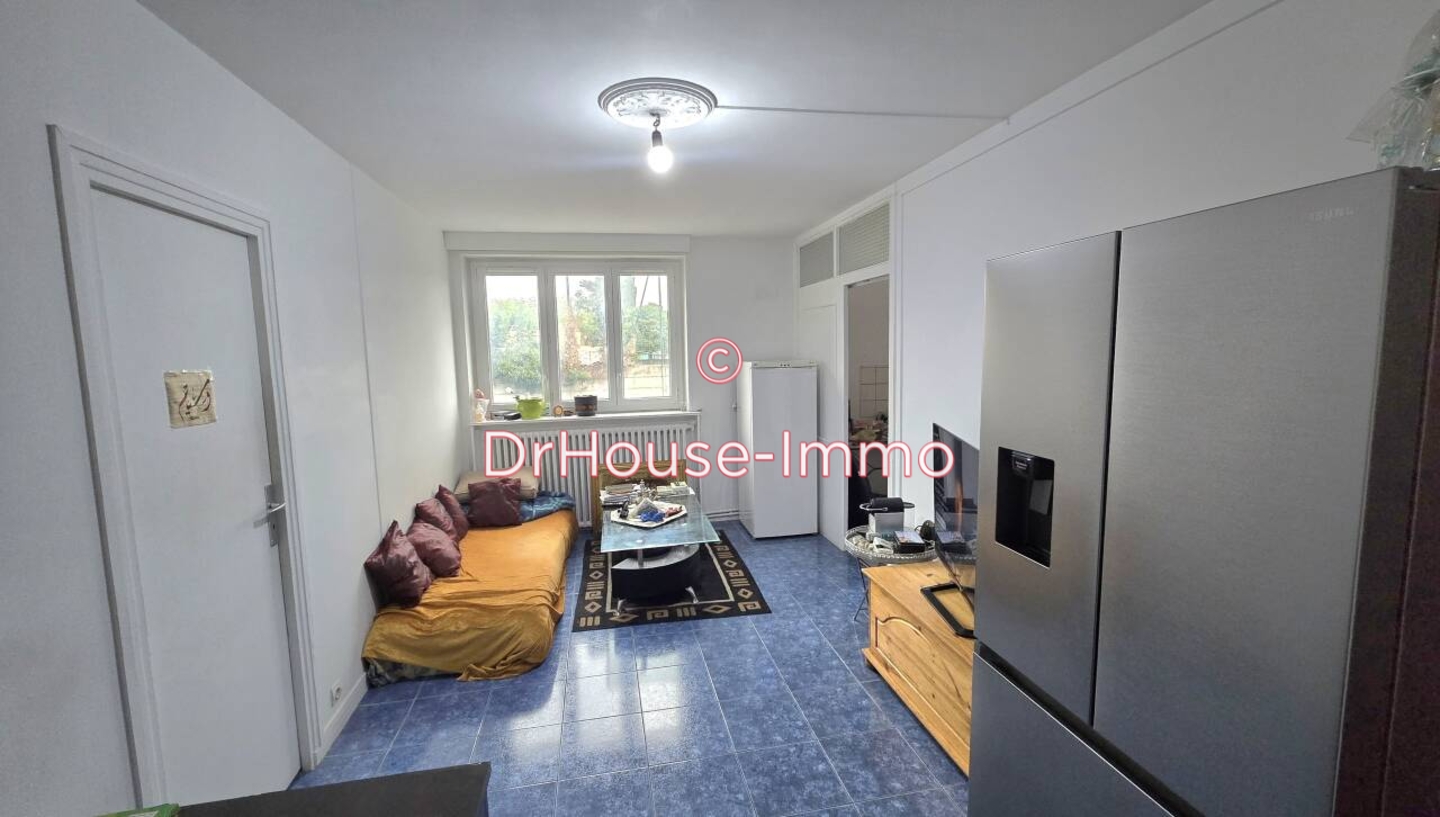 Appartement 2 pièces de 41 m² - Bobigny (93000)