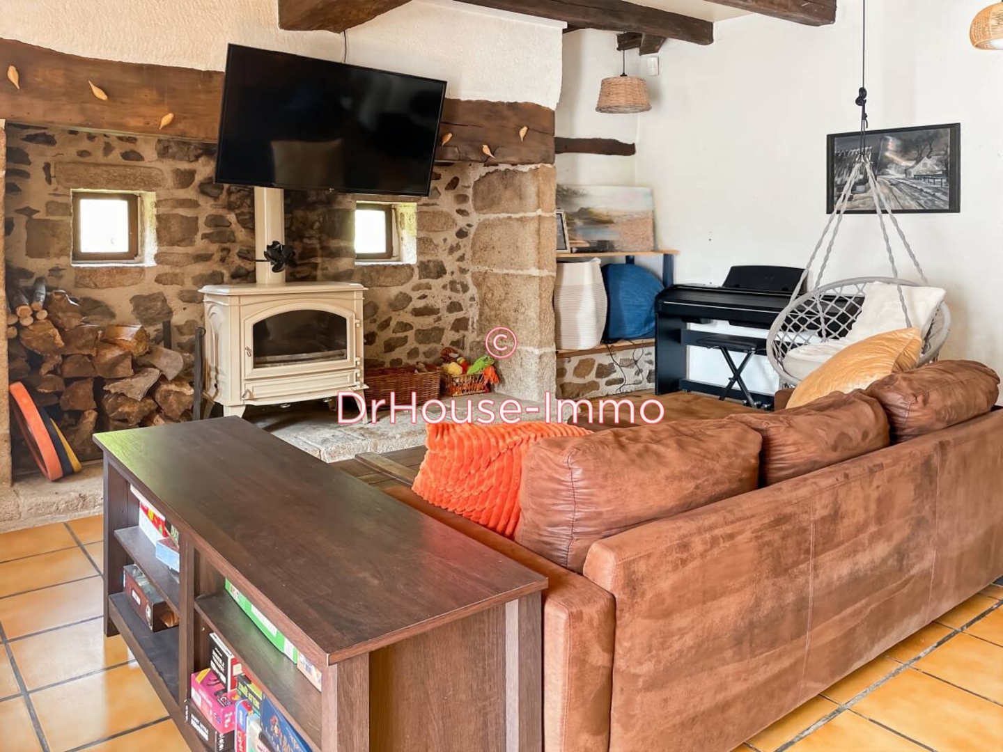 Maison 6 pièces de 146 m² - Monceaux-sur-Dordogne (19400)