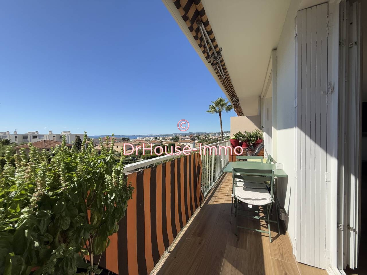 Appartement 3 pièces de 61 m² - Cagnes-sur-Mer (06800)